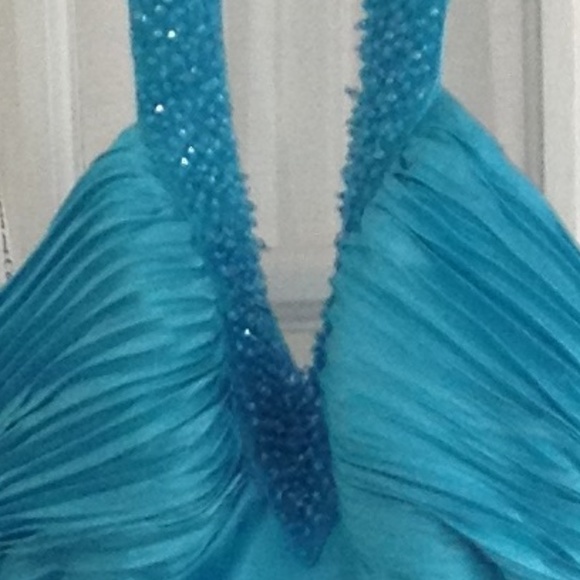 Prom evening gown - Picture 7 of 7